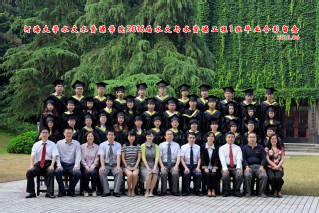 2016届河海大学水文院水文专业本科1班毕业留念