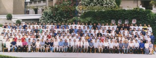 2000届河海大学水文院本科生毕业留念