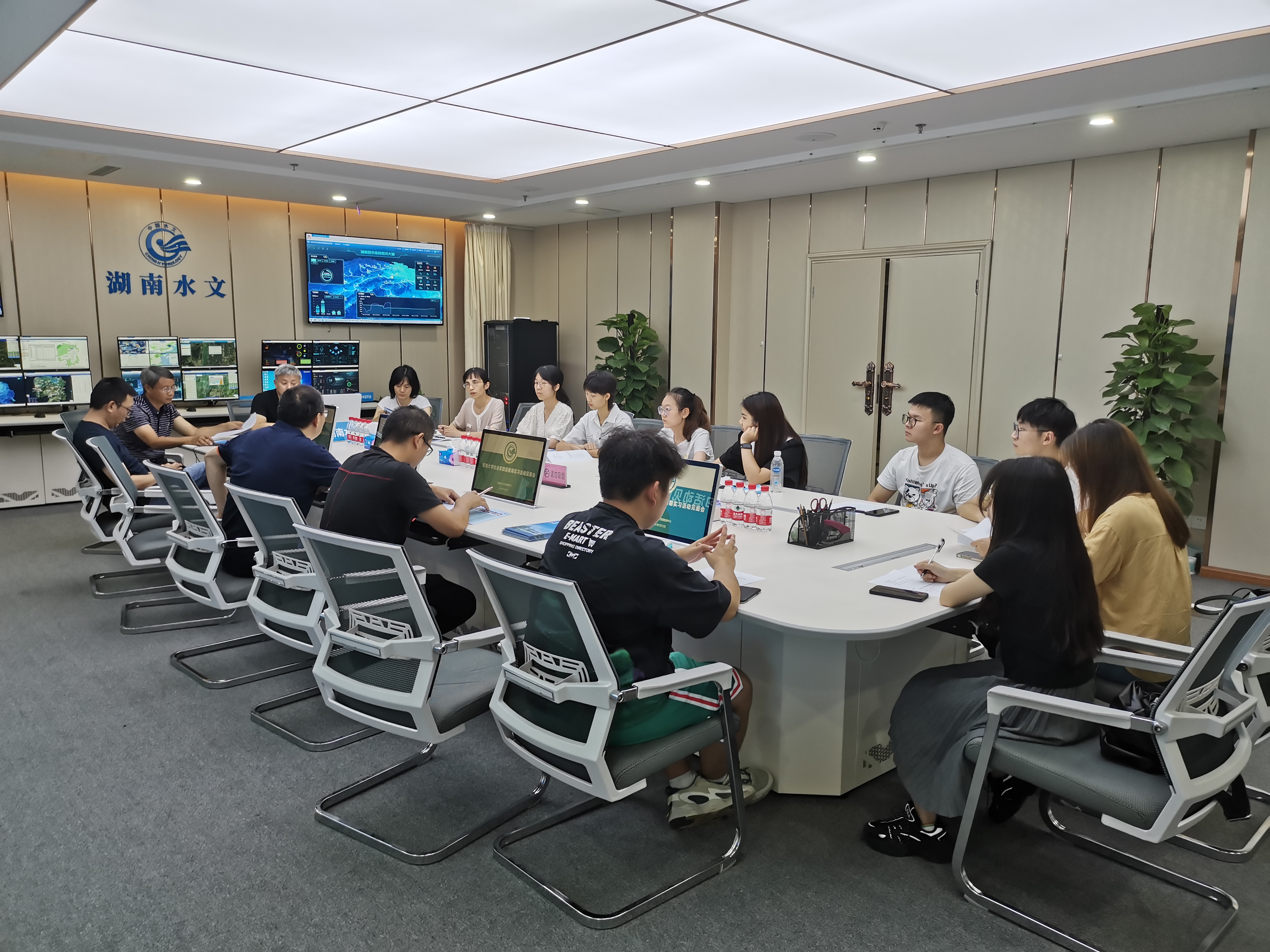 “若水计划”实践团赴湖南省水文水资源勘测中心交流